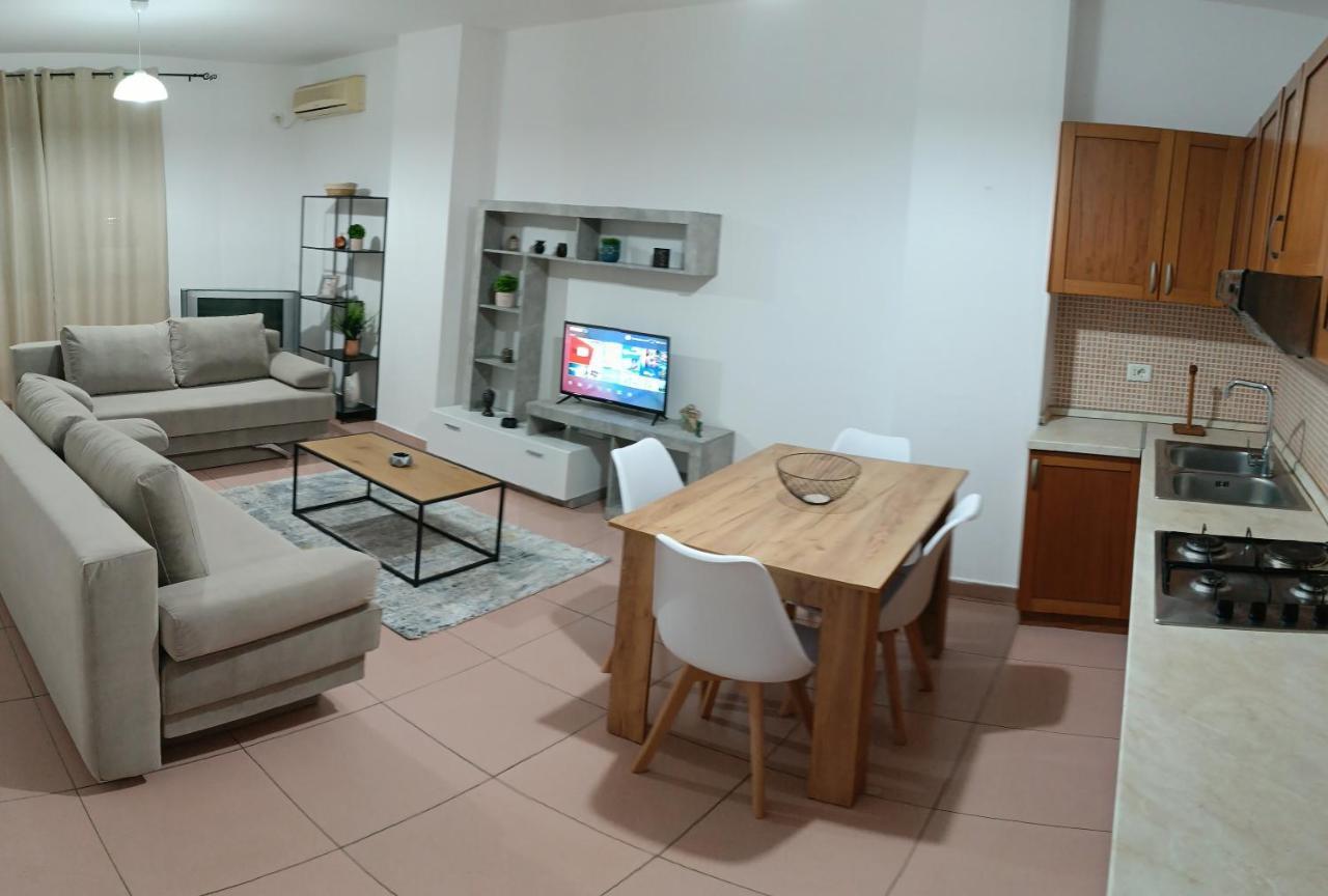 Calm Blue Sea Apartment Durres Exterior photo
